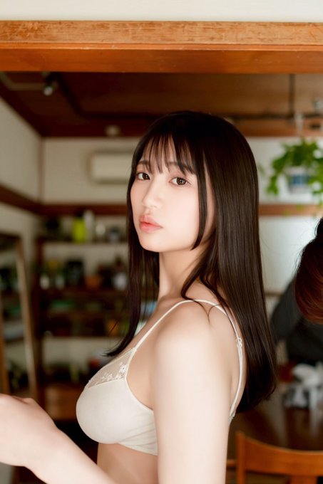 首次竞技泳衣！170公分I罩杯巨乳美少女「雏形美久琉」新作惨遭游泳教练无情侵犯！